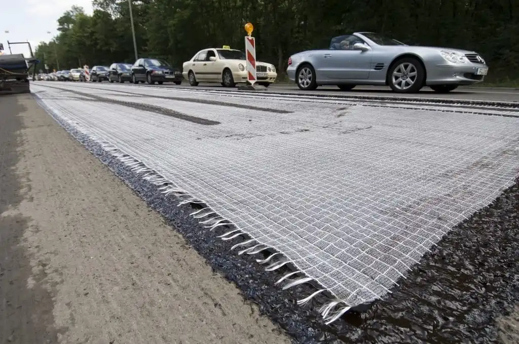 Geogrid de fibra de vidro biaxial composta com geotextil não tecido para reforço do solo/material de construção rodoviária Geocompos 8