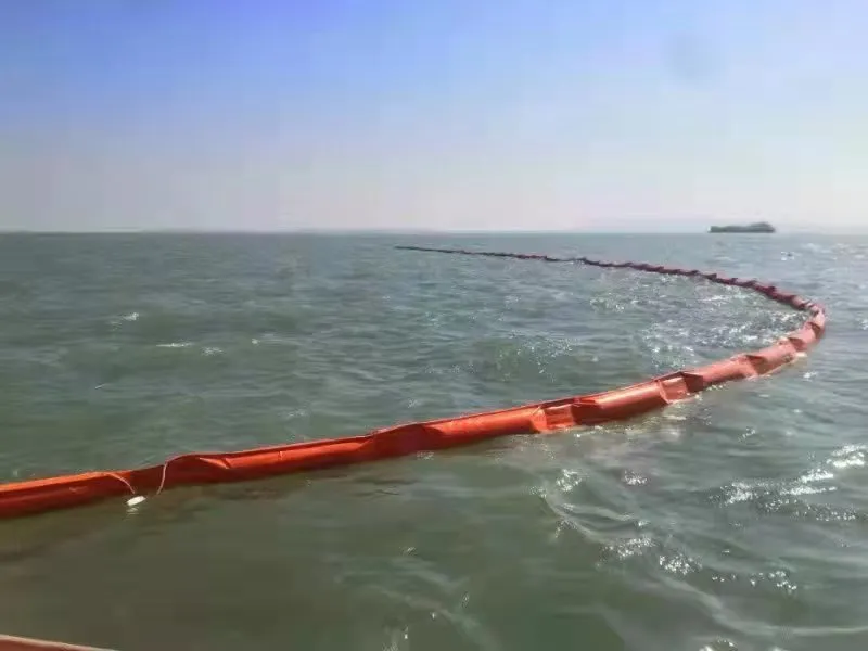 Cortina de sedimento flutuante aquático permeável para ambientes aquáticos Eco-friendly Oil Spilling Boom PVC 12