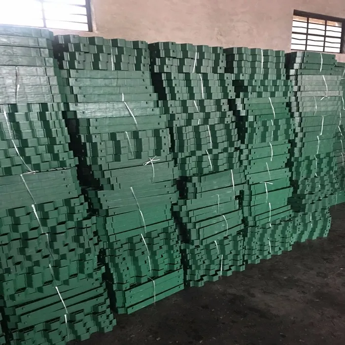 Preço por grosso Placas de pavimentação de gramado Permeável Grama de cascalho Plantação de grelha Molde de grelha para fornecimento de fábrica de estrada 16
