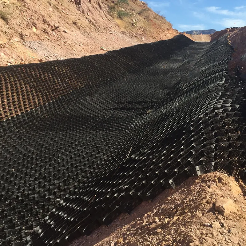 Geocélula HDPE em favo de mel para cascalho de grade rodoviária padrão ASTM de plástico para reforço de muro de contenção, proteção de encostas, calçadas e controle de erosão 3