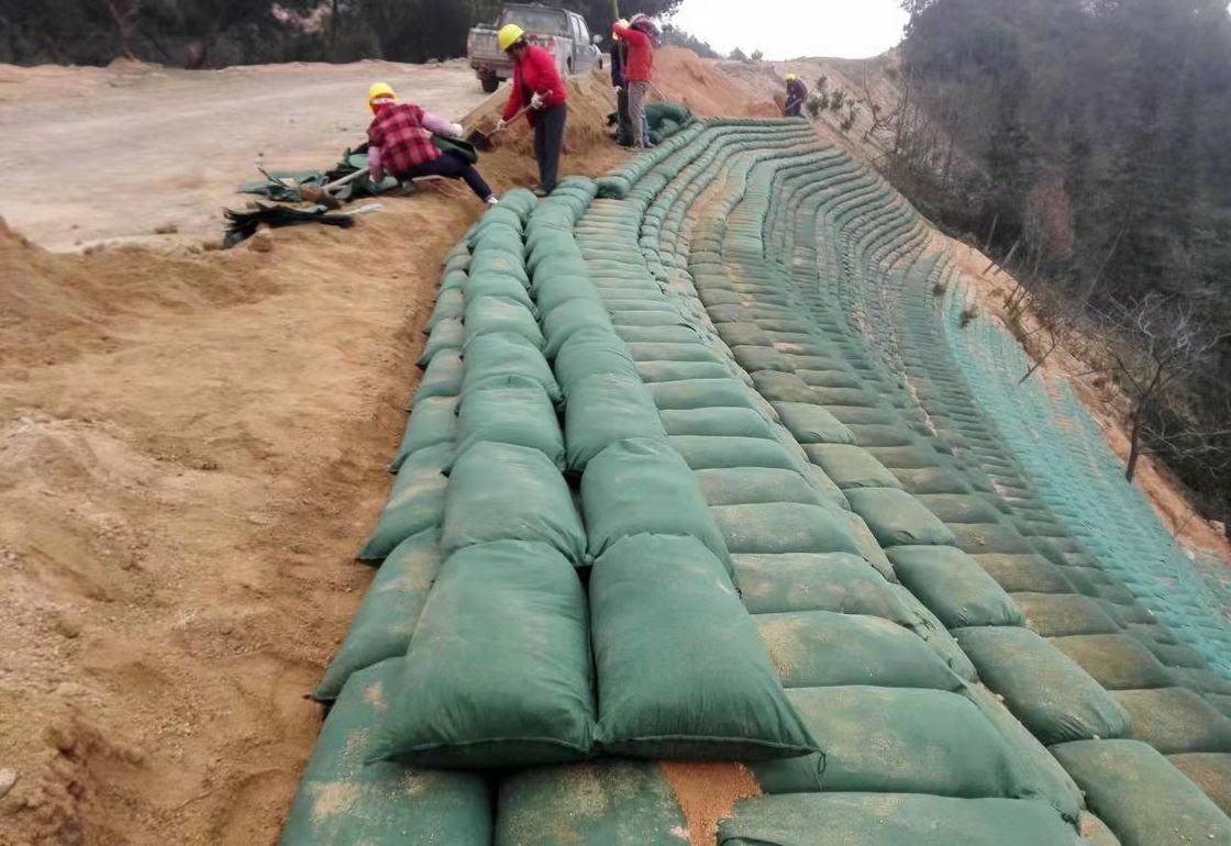 Sacos não tecidos brancos da tela do geotêxtil de Geobag do geotêxtil de 100% PP para o banco de rio