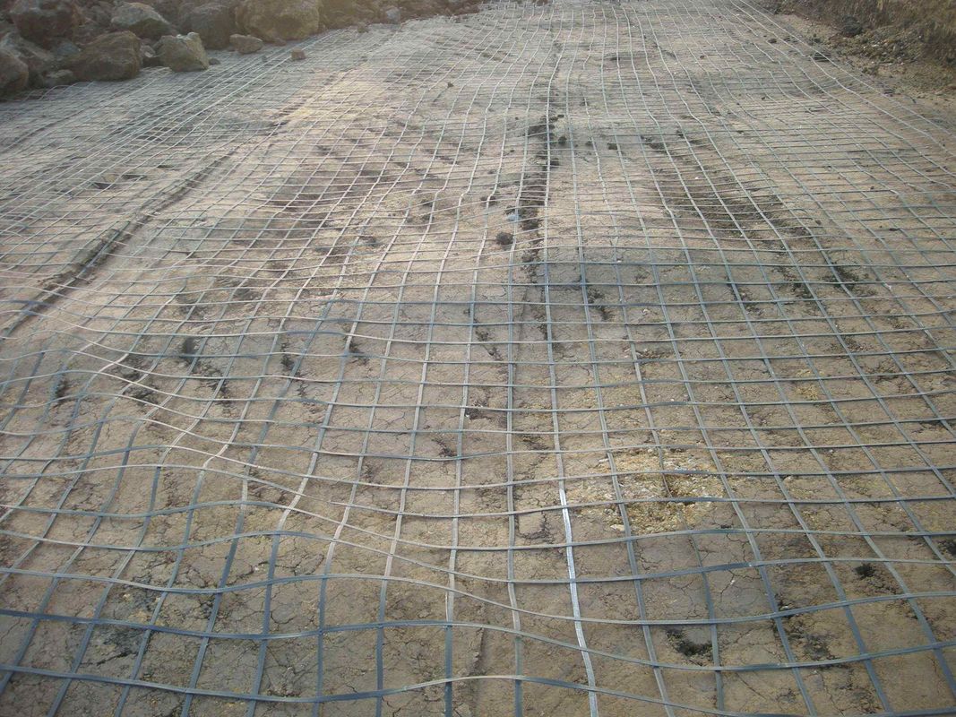 Estiramento em dois sentidos do ANIMAL DE ESTIMAÇÃO que solda o distribuidor integral biaxial dos produtos de Geogrid