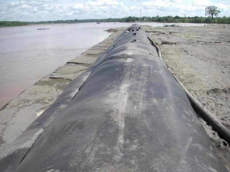 Saco/geotúbulo de geotextil tecido de PP de alta resistência para tratamento de águas residuais ou projetos de dragagem marítima