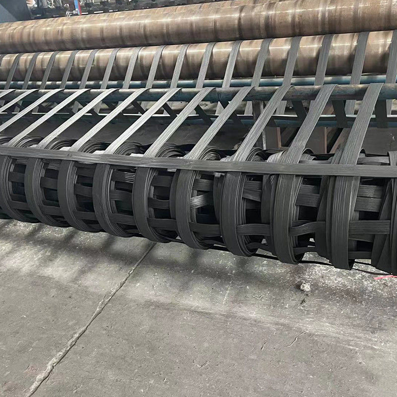 Geogrid de plástico reforçado por fibras de poliéster de alta resistência Bixial Geogrid de fibras de plástico Geogrid para construção rodoviária