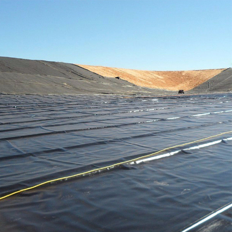0.75mm 1mm Anti-Seepage Leakproof Smooth HDPE Geomembrane Pond Liner para eliminação de rejeitos