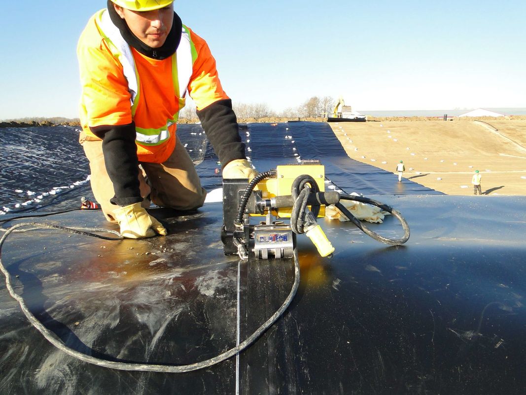 Forro de geomembrana de HDPE durável para piscicultura, forro de plástico impermeável para tanques de aquicultura, lagoas e reservatórios de água